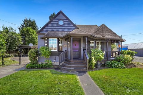 1120 7th Ave SW, Puyallup, WA 98371