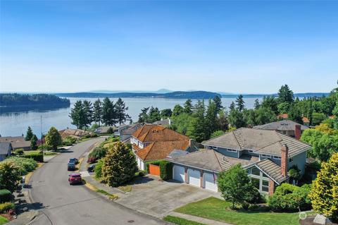 47 Chapman Loop, Steilacoom, WA 98388