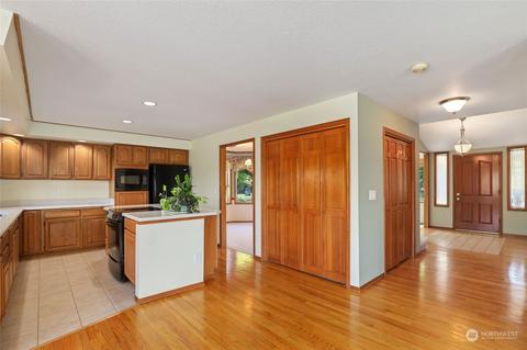47 Chapman Loop, Steilacoom, WA 98388 photo 9