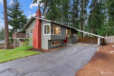 4808 240th St SW, Mountlake Terrace, WA 98043