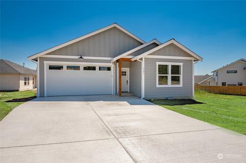 2191 Lagerwey Cir, Lynden, WA 98264