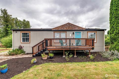 409 SE Lakewood Ct SE, Castle Rock, WA 98611