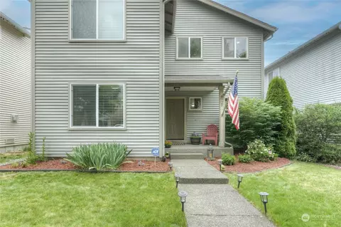 6920 Riverdale Dr SE, Tumwater, WA 98501