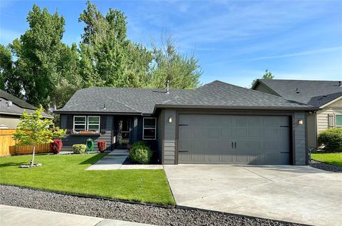 1340 SW Greeley St, College Place, WA 99324