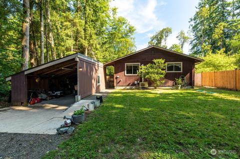 1973 Beachwood Dr, Freeland, WA 98249