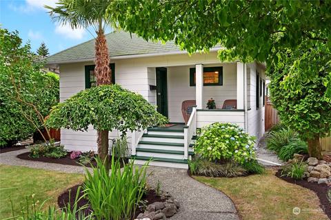 4423 48th Ave SW, Seattle, WA 98116