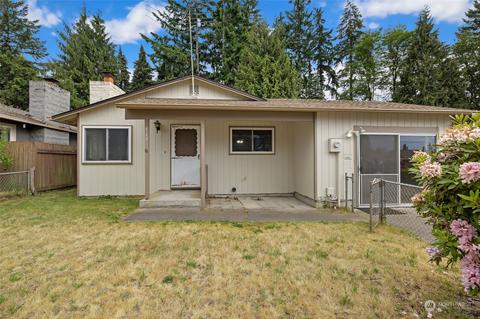 412 26th St SE, Auburn, WA 98002