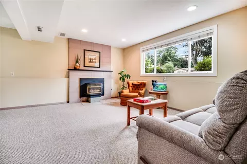 11812 NE 158th St, Bothell, WA 98011 photo 24