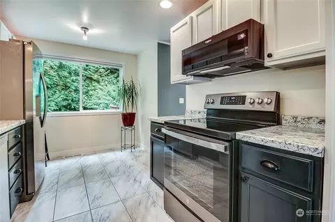 11812 NE 158th St, Bothell, WA 98011 photo 12