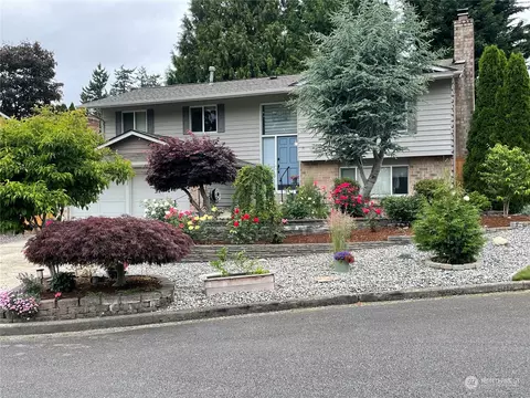 11812 NE 158th St, Bothell, WA 98011