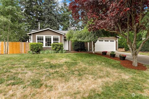 611 Hawks Glen Dr SE, Olympia, WA 98513