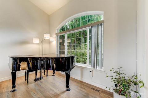 18412 11th Dr SE, Bothell, WA 98012 photo 4
