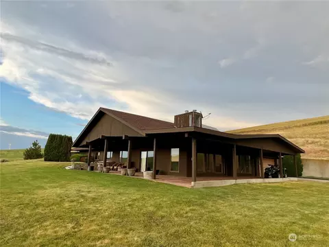 338 E Bramhall Rd, Dayton, WA 99328