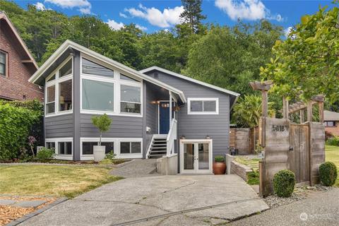 5418 Beach Dr SW, Seattle, WA 98136