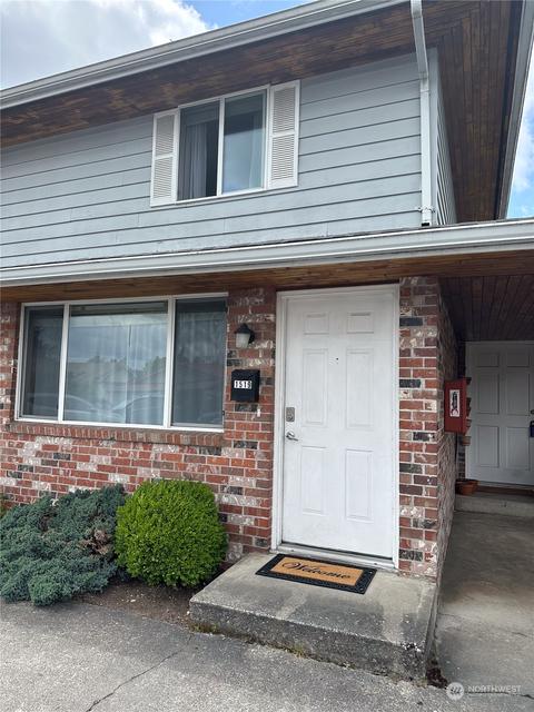 1519 E Division St #8, Mount Vernon, WA 98274