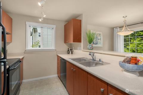 12404 E Gibson Rd #B201, Everett, WA 98204 photo 7