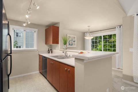 12404 E Gibson Rd #B201, Everett, WA 98204 photo 6