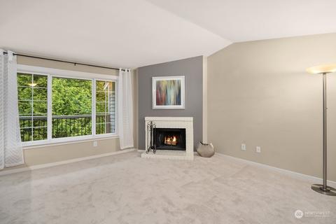 12404 E Gibson Rd #B201, Everett, WA 98204 photo 2