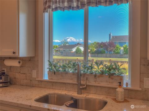3262 Meadow Park Ave, Enumclaw, WA 98022 photo 6