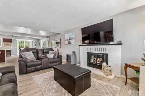 11604 37th Dr SE, Everett, WA 98208 photo 8