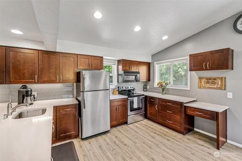 11604 37th Dr SE, Everett, WA 98208 photo 13