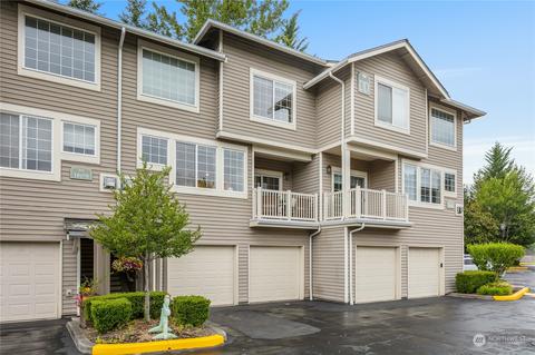 18680 NE 56th Ct, Redmond, WA 98052
