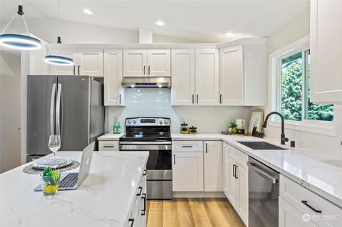 17603 20th Dr SE, Bothell, WA 98012 photo 3