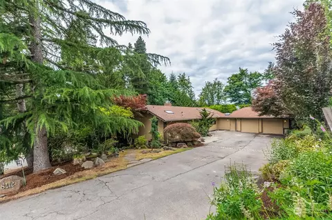 8412 SE 53rd Pl, Mercer Island, WA 98040