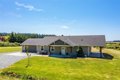 11 W Green Valley Rd, Oak Harbor, WA 98277