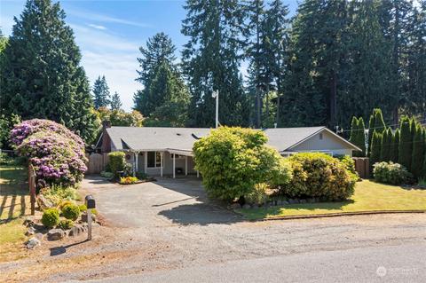 10716 Sierra Dr E, Puyallup, WA 98374