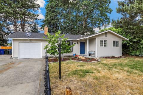 1425 112th St S, Tacoma, WA 98444