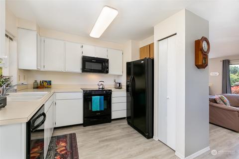 1215 227th Pl SW, Bothell, WA 98021 photo 11