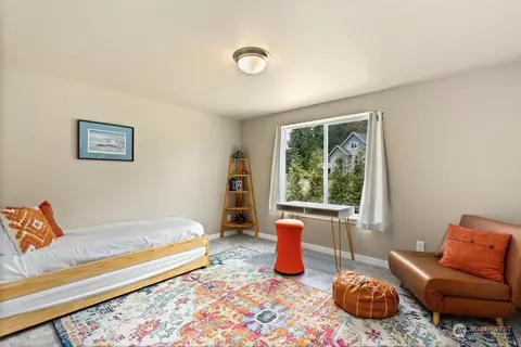 290 E Robbins Rd, Grapeview, WA 98546 photo 13