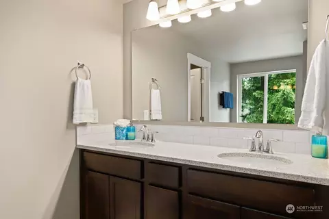 290 E Robbins Rd, Grapeview, WA 98546 photo 25