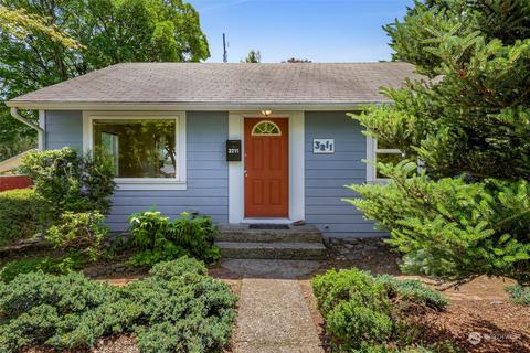 3211 SW 97th St, Seattle, WA 98126