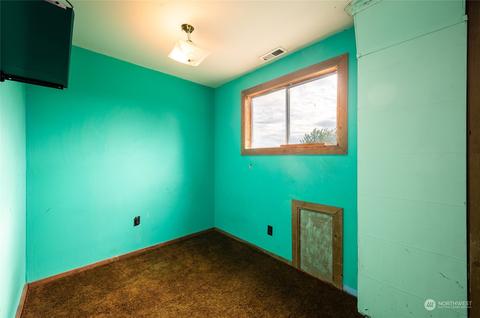 7976 Goodwin Rd, Everson, WA 98247 photo 14