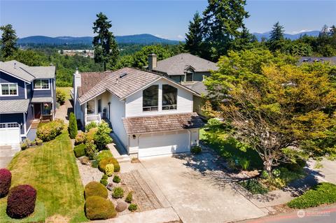 2240 SE 8th Pl, Renton, WA 98055