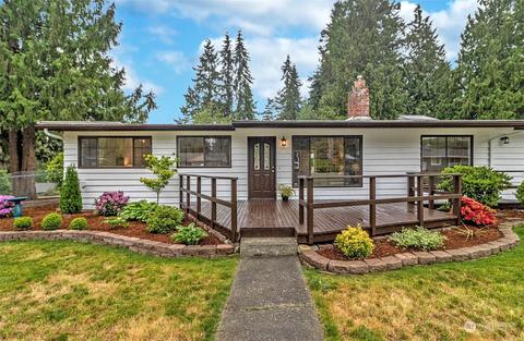 19615 1st Ave NW, Shoreline, WA 98177