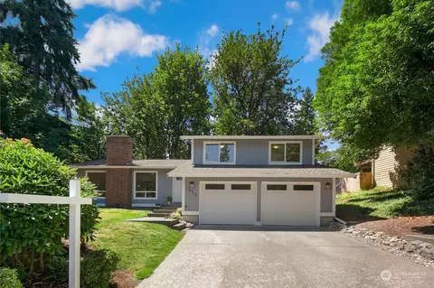 10513 NE 151st St, Bothell, WA 98011