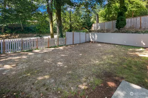 10513 NE 151st St, Bothell, WA 98011 photo 19