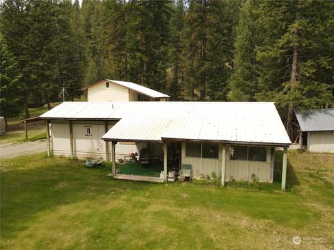 159 Bonaparte Lake Rd, Tonasket, WA 98855