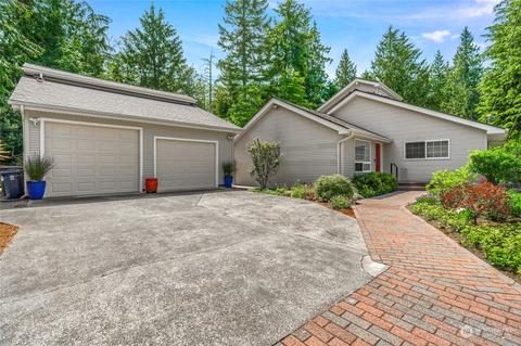 10630 Robbers Roost Rd, Edmonds, WA 98020