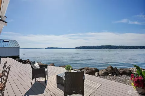 4436 Sunset Beach Rd W, University Place, WA 98466