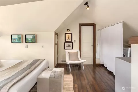 751 N 70th St, Seattle, WA 98103 photo 22