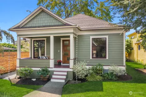 751 N 70th St, Seattle, WA 98103 photo 4