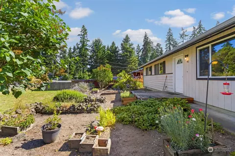 40 B St, Port Hadlock, WA 98339