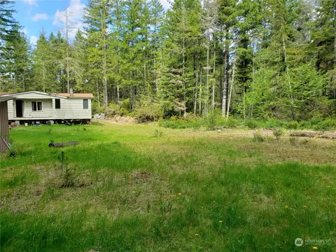 20 NE Pond Ct, Belfair, WA 98528