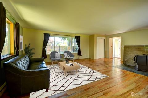 4608 Strumme Rd, Bothell, WA 98012 photo 6