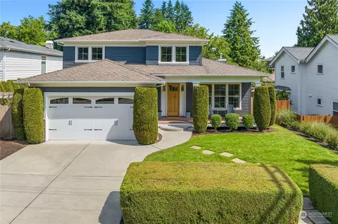 306 18th Ave, Kirkland, WA 98033