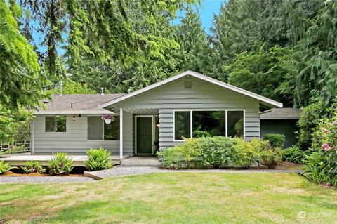 9035 196th St SW, Edmonds, WA 98026
